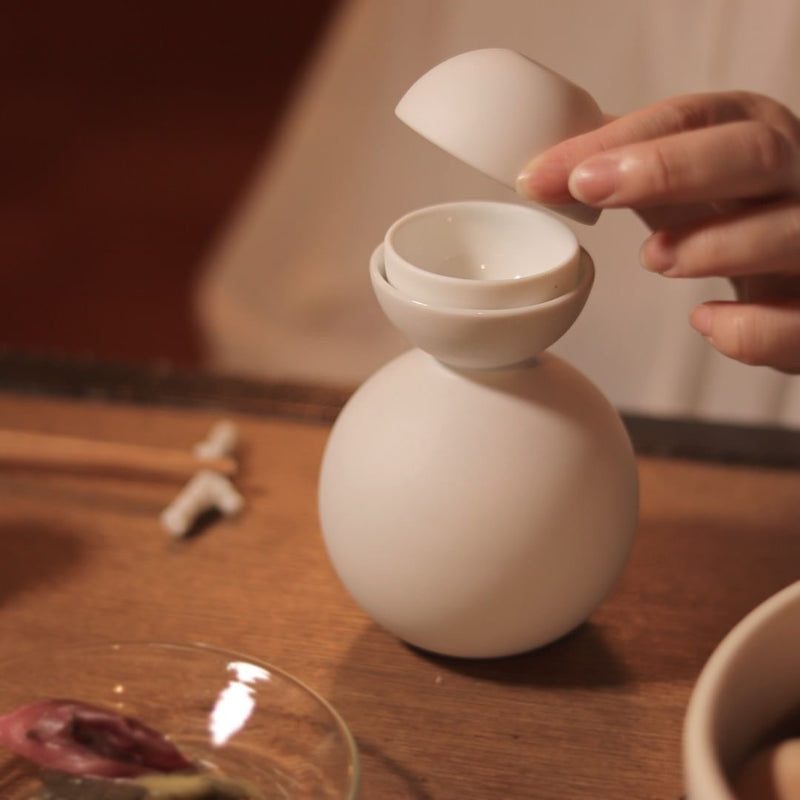 snowman sake bottle and cups
