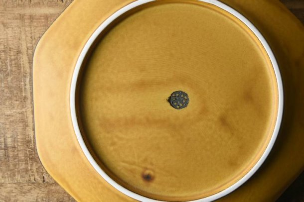 Tsudoi Octagonal Bowl with Mustard Yellow Glaze