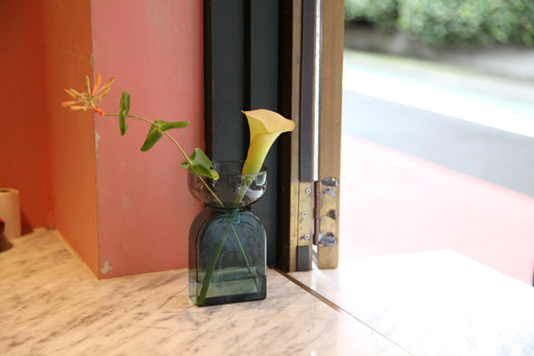 TWO TONE VASE | Square | Amber×Gray