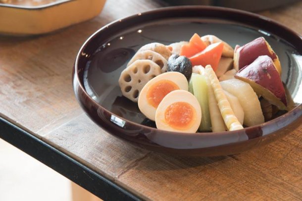 TETSUBACHI Bowl with Candy Red Glaze