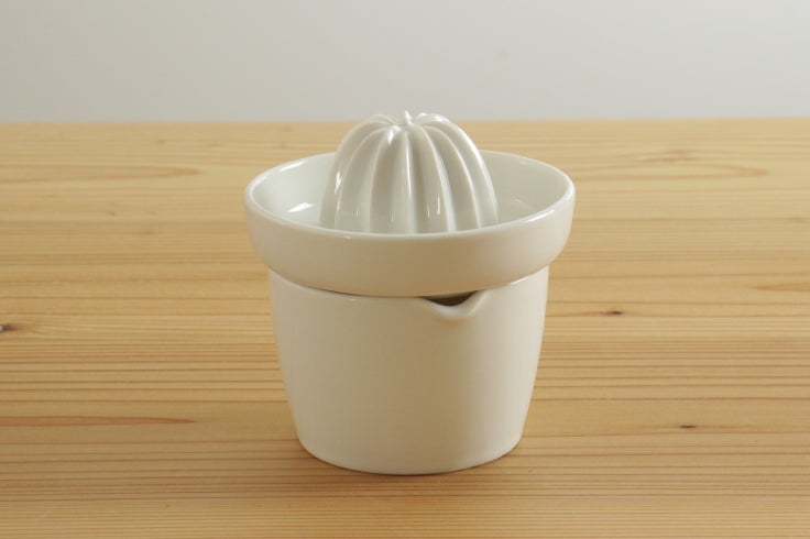 Porcelain Juicer | Kamoshika